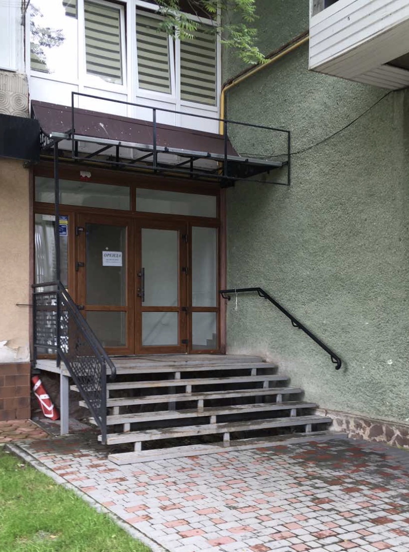 Здається комерційне приміщення.